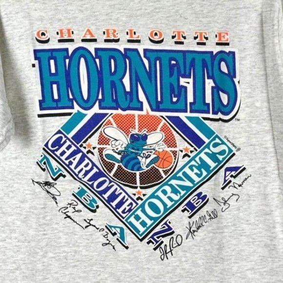 90S Charlotte Hornets NBA Basketball Single Stitch Retro Parent Outfit T-Shirt - Picture 2 of 5